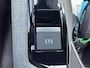 Peugeot e-5008 GT Long Range 97 kWh 7p VOORRAAD VOORDEEL | Panoramisch schuifdak | Trekhaak | Warmtepomp | Stoelverwarming | Navigatie |
