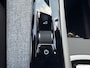 Peugeot e-5008 GT Long Range 97 kWh 7p VOORRAAD VOORDEEL | Panoramisch schuifdak | Trekhaak | Warmtepomp | Stoelverwarming | Navigatie |