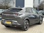 Peugeot E-3008 EV 96 kWh 230pk Long Range Allure VOORRAAD VOORDEEL | Warmtepomp | Trekhaak | Stoelverwarming | Navigatie | Camera | Cruise Control |