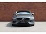 Volvo V60 T6 Automaat Plug-in hybrid AWD Business Edition | 360 graden camera | Harman Kardon | Adaptieve cruise control | BLIS | Achteruitrijcamera | 19 inch. lichtmetalen velgen | Parkeersensoren voor + achter | Apple carplay/ Android auto