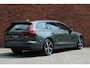 Volvo V60 T6 Automaat Plug-in hybrid AWD Business Edition | 360 graden camera | Harman Kardon | Adaptieve cruise control | BLIS | Achteruitrijcamera | 19 inch. lichtmetalen velgen | Parkeersensoren voor + achter | Apple carplay/ Android auto