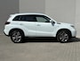 Suzuki Vitara 1.4 Boosterjet Smart Hybrid Select / 10 Jaar fabrieksgarantie mogelijk / Dealer onderhouden / Adaptieve Cruise Control / Camera / Navigatie / DAB / Apple Carplay/Android Auto / 17" LM wielen & All Season banden /