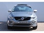 Volvo XC60 2.0 T5 FWD R-Design | Panorama dak| Standkachel| Trekhaak| Lederen Sportstoelen| Electrisch verstelbare voorstoelen| Verwarmbare voorstoelen| Bluetooth