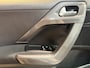Peugeot 2008 1.2 PureTech Active panoramadak | climate/cruise control | Automaat | Trekhaak | Navigatie | volledig dealer onderhouden | boekjes aanwezig