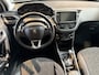 Peugeot 2008 1.2 PureTech Active panoramadak | climate/cruise control | Automaat | Trekhaak | Navigatie | volledig dealer onderhouden | boekjes aanwezig