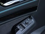 Volkswagen ID.7 Pro Business 77 kWh | HUD | DCC | Stoel verwarming & ventilatie | Voorruitverwarming | 360 camera | Elektrisch verstelbare voorstoelen + memory | Premium audio |