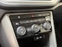 Volkswagen T-Roc 1.5 TSI Style Business Automaat | Climate control | Adaptieve cruise control | Achteruitrijcamera | Getint glas | LED verlichting | Apple CarPlay/Android Auto | Parkeersensoren voor en achter