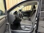 Volkswagen T-Roc 1.5 TSI Style Business Automaat | Climate control | Adaptieve cruise control | Achteruitrijcamera | Getint glas | LED verlichting | Apple CarPlay/Android Auto | Parkeersensoren voor en achter