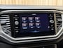 Volkswagen T-Roc 1.5 TSI Style Business Automaat | Climate control | Adaptieve cruise control | Achteruitrijcamera | Getint glas | LED verlichting | Apple CarPlay/Android Auto | Parkeersensoren voor en achter