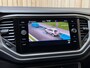 Volkswagen T-Roc 1.5 TSI Style Business Automaat | Climate control | Adaptieve cruise control | Achteruitrijcamera | Getint glas | LED verlichting | Apple CarPlay/Android Auto | Parkeersensoren voor en achter