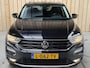 Volkswagen T-Roc 1.5 TSI Style Business Automaat | Climate control | Adaptieve cruise control | Achteruitrijcamera | Getint glas | LED verlichting | Apple CarPlay/Android Auto | Parkeersensoren voor en achter