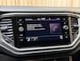 Volkswagen T-Roc 1.5 TSI Style Business Automaat | Climate control | Adaptieve cruise control | Achteruitrijcamera | Getint glas | LED verlichting | Apple CarPlay/Android Auto | Parkeersensoren voor en achter
