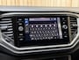 Volkswagen T-Roc 1.5 TSI Style Business Automaat | Climate control | Adaptieve cruise control | Achteruitrijcamera | Getint glas | LED verlichting | Apple CarPlay/Android Auto | Parkeersensoren voor en achter