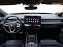 Volkswagen ID.7 Limited Edition Plus 59 kWh accu, 150 kW / 204 PK | 360 camera | HUD | Stoel en stuurverarming | Elektrisch verstelbare voorstoelen + memory | Wegklapbare trekhaak | Voorruitverwarming |