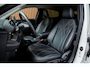 Ford Mustang Mach-E RWD 75 kWh B&O 360° Leder Metallic ACC Leer Stuurverwarming Stoelverwarming Elektrisch bedienb. achterklep Weinig km's! SOH 97.2 % BTW auto!