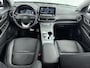 Hyundai Kona Electric EV Limited 64 kWh | LEDER | DODEHOEK DETECTIE | SOH 95,5%| 3 FASEN | CAMERA | CLIMA | CRUISE ADAPT. | NAVI | PRIVACY GLASS | DAKRAILING | APPLE CAR PLAY & ADROID AUTO |