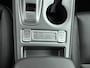 Hyundai Kona Electric EV Limited 64 kWh | LEDER | DODEHOEK DETECTIE | SOH 95,5%| 3 FASEN | CAMERA | CLIMA | CRUISE ADAPT. | NAVI | PRIVACY GLASS | DAKRAILING | APPLE CAR PLAY & ADROID AUTO |