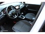 Renault Captur 1.0 TCe 90 Intens, Wit metallic, Zwart dak, Donker glas, Navi, Clima, Stoelverwarming, Trekhaak, Pdc voor + achter + camera