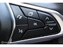 Renault Captur 1.0 TCe 90 Intens, Wit metallic, Zwart dak, Donker glas, Navi, Clima, Stoelverwarming, Trekhaak, Pdc voor + achter + camera