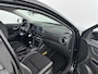 Hyundai Kona 1.0T COMFORT | TREKHAAK | NAVI via APPLE CAR PLAY & ANDROID AUTO | CLIMA | CRUISE | CAMERA | 16'' LM VELGEN | ALL SEASONS |