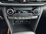 Hyundai Kona 1.0T COMFORT | TREKHAAK | NAVI via APPLE CAR PLAY & ANDROID AUTO | CLIMA | CRUISE | CAMERA | 16'' LM VELGEN | ALL SEASONS |