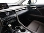 Lexus RX 450h 4WD Luxury Line | Panorama schuif/kantel dak | Head-Up Display | Blind Spot Monitor | Stoel ventilatie | Stoelverwarming | Elektrisch verstelbare stoel + geheugen | Elektrische Achterklep |
