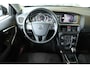 Volvo V40 T2 Nordic | Climate Control | Cruise Control | Dealeronderhouden | 1ste Eigenaar | Navigatie | Parkeersensoren achter | High Performance Audio | LED Dag Verlichting