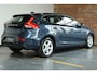 Volvo V40 T2 Nordic | Climate Control | Cruise Control | Dealeronderhouden | 1ste Eigenaar | Navigatie | Parkeersensoren achter | High Performance Audio | LED Dag Verlichting