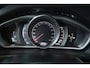 Volvo V40 T2 Nordic | Climate Control | Cruise Control | Dealeronderhouden | 1ste Eigenaar | Navigatie | Parkeersensoren achter | High Performance Audio | LED Dag Verlichting