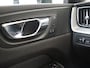 Volvo XC60 T8 Twin Engine AWD R-Design | Panoramadak | Dodehoekdetectie |