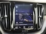 Volvo XC60 T8 Twin Engine AWD R-Design | Panoramadak | Dodehoekdetectie |