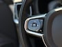 Volvo V60 2.0 B3 R-Design Automaat / Camera / Apple CarPlay-Android Auto / 19" Velgen / Stuur-/Stoelverwarming / Leder / PDC / LED