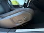 Volvo V60 2.0 B3 R-Design Automaat / Camera / Apple CarPlay-Android Auto / 19" Velgen / Stuur-/Stoelverwarming / Leder / PDC / LED