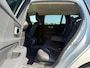 Volvo V60 2.0 B3 R-Design Automaat / Camera / Apple CarPlay-Android Auto / 19" Velgen / Stuur-/Stoelverwarming / Leder / PDC / LED