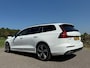 Volvo V60 2.0 B3 R-Design Automaat / Camera / Apple CarPlay-Android Auto / 19" Velgen / Stuur-/Stoelverwarming / Leder / PDC / LED