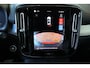 Volvo XC40 B4 Plus Dark | Elektrisch Verstelbare Voorstoelen | Stoel & Stuurverwarming | Adaptieve Cruise Control met Pilot Assist | Dodehoekwaarschuwing | Trekhaak |