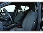 Volvo XC40 B4 Plus Dark | Elektrisch Verstelbare Voorstoelen | Stoel & Stuurverwarming | Adaptieve Cruise Control met Pilot Assist | Dodehoekwaarschuwing | Trekhaak |