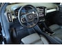 Volvo XC40 B4 Plus Dark | Elektrisch Verstelbare Voorstoelen | Stoel & Stuurverwarming | Adaptieve Cruise Control met Pilot Assist | Dodehoekwaarschuwing | Trekhaak |