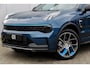 Lynk & Co 01 1.5 | Panoramadak | 360 Graden camera | Elektrische bestuurdersstoel met geheugen | Stoelverwarming | Actieve bochtverlichting | Adaptieve Cruise Control | Stuurassistent | Lane Assist | Navigatie | Elektrische Achterklep | Keyless Entry | Dodehoekassistent