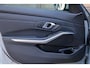 BMW 3-Serie 330e M-SPORT | BTW | 360 | HUD | MEMORY | KEYLESS | LED | 20'' | ACC | LEDER | ELEK KOFFERKLEP |