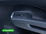 Volkswagen T-Roc 1.5 TSI R-Line Edition | Panoramadak | Elec. Trekhaak | Elec. klep | 20" LMV | IQ Light | Stoel & Stuur verw. Adap. Cruise, Black Style, Apple Carplay, Android auto, Achteruitrijcamera, Comfort stoelen, Rijklaarprijs