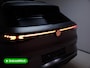 Volkswagen T-Roc 1.5 TSI R-Line Edition | Panoramadak | Elec. Trekhaak | Elec. klep | 20" LMV | IQ Light | Stoel & Stuur verw. Adap. Cruise, Black Style, Apple Carplay, Android auto, Achteruitrijcamera, Comfort stoelen, Rijklaarprijs