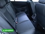 Volkswagen T-Roc 1.5 TSI R-Line Edition | Panoramadak | Elec. Trekhaak | Elec. klep | 20" LMV | IQ Light | Stoel & Stuur verw. Adap. Cruise, Black Style, Apple Carplay, Android auto, Achteruitrijcamera, Comfort stoelen, Rijklaarprijs
