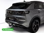 Volkswagen T-Roc 1.5 TSI R-Line Edition | Panoramadak | Elec. Trekhaak | Elec. klep | 20" LMV | IQ Light | Stoel & Stuur verw. Adap. Cruise, Black Style, Apple Carplay, Android auto, Achteruitrijcamera, Comfort stoelen, Rijklaarprijs