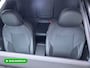 Volkswagen T-Roc 1.5 TSI R-Line Edition | Panoramadak | Elec. Trekhaak | Elec. klep | 20" LMV | IQ Light | Stoel & Stuur verw. Adap. Cruise, Black Style, Apple Carplay, Android auto, Achteruitrijcamera, Comfort stoelen, Rijklaarprijs