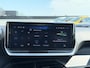 Peugeot 2008 1.2 PureTech 100 Allure Navigatie | Camera | Trekhaak | 17 Inch | Climate Control