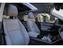 Land Rover Range Rover Evoque 1.5 P300e AWD S | PANO | 360 | ELEK TREKHAAK | DEALER ONDH | ELEK STOELEN |