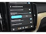 Volvo XC60 T6 350PK AWD Ultra Dark [Facelift]| Luchtvering | 360 | Trekhaak | Massagestoelen |