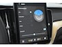 Volvo XC60 T6 350PK AWD Ultra Dark [Facelift]| Luchtvering | 360 | Trekhaak | Massagestoelen |