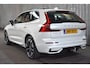 Volvo XC60 T6 350PK AWD Ultra Dark [Facelift]| Luchtvering | 360 | Trekhaak | Massagestoelen |